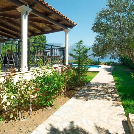 Kleismata Sleeps 4 With Pool Air Con And Wifi * Klísmata