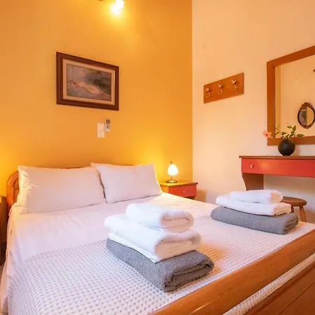 Kleismata Sleeps 4 With Pool Air Con And Wifi Klismata